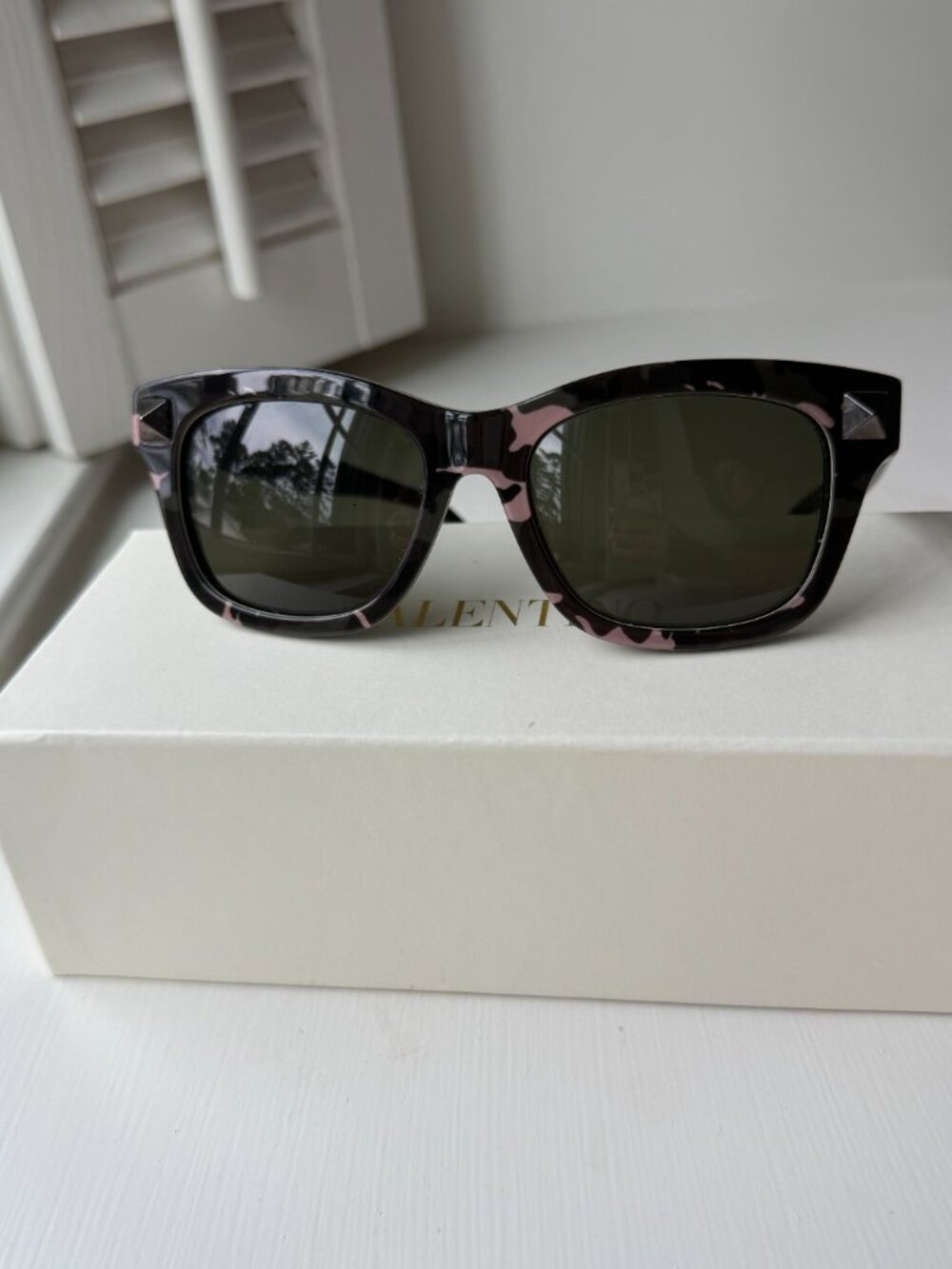 Valentino Rock Stud Sunglasses with case and box MSRP $515